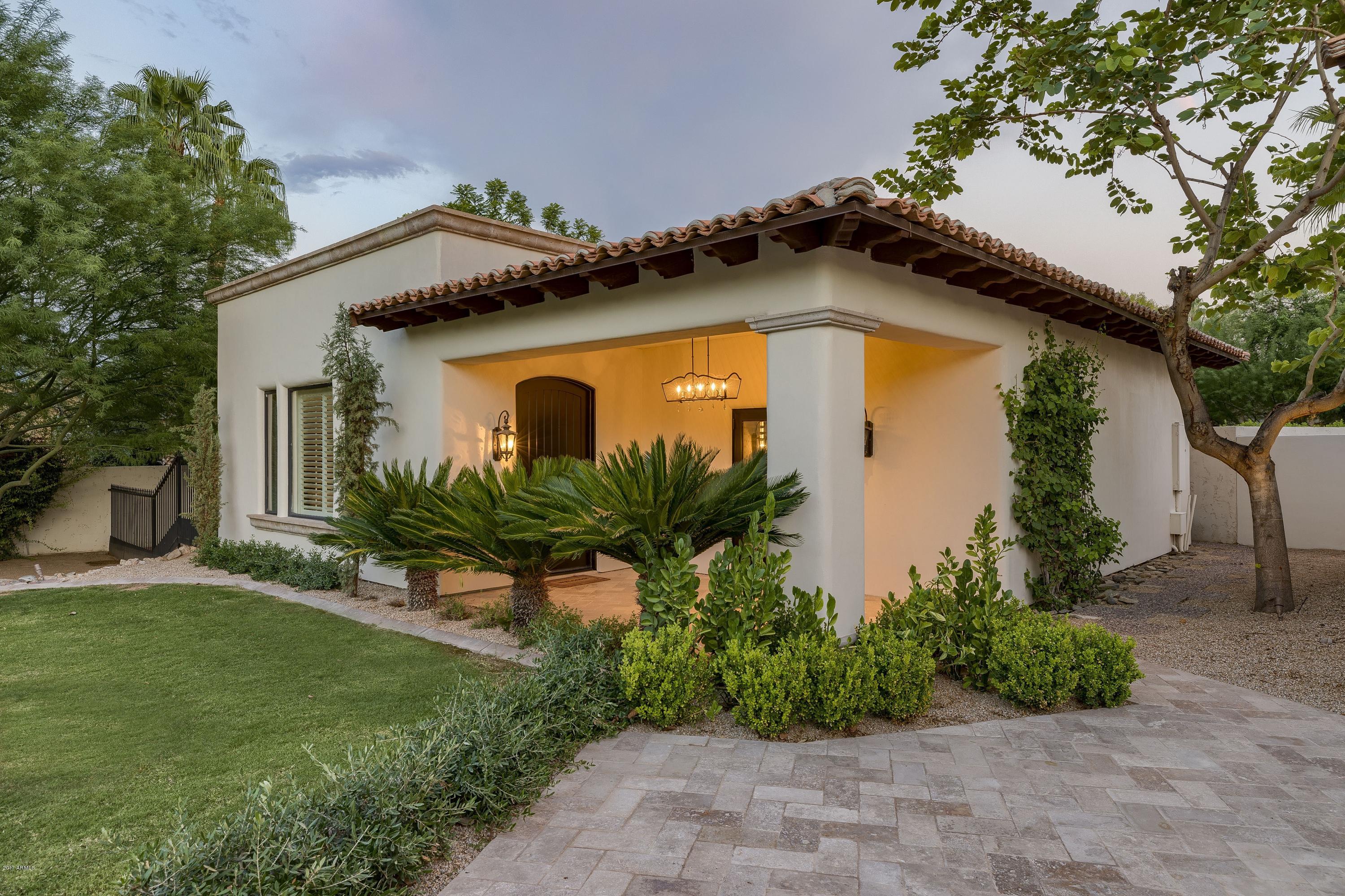 CAMELBACK COUNTRY CLUB ESTATES - Residential