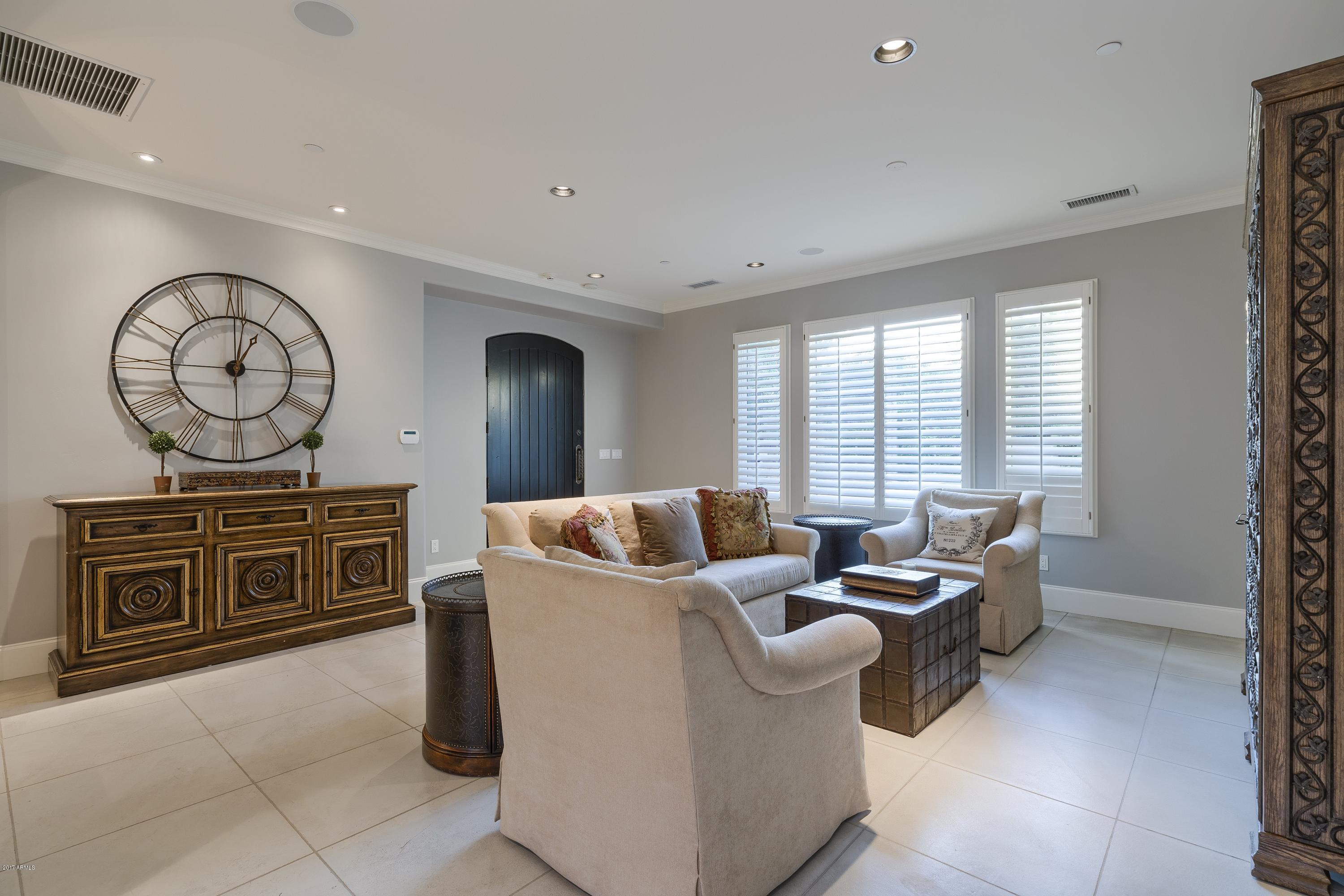 CAMELBACK COUNTRY CLUB ESTATES - Residential