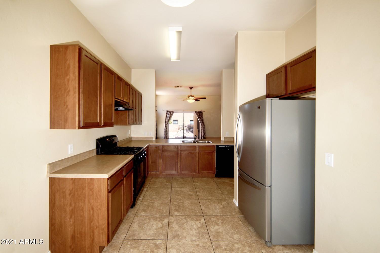 LEGENDS AT VALIENTE UNIT 2 - Residential