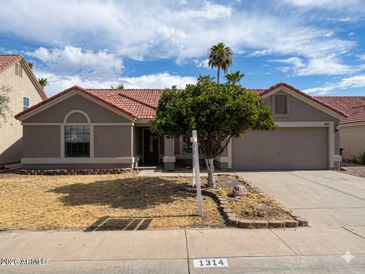 WALK TO FREESTONE PARK!  Welcome to this beautifully maintained single-story home in the highly desirable Gilbert, AZ 85234 area! Featuring 4 bedrooms, 2 bathrooms, and a functional split floorplan, this home offers both comfort and privacy. Enjoy Arizona living in your own backyard oasis complete with a sparkling private pool and plenty of space to relax or entertain. The open layout, 2-car garage, and spacious living areas make this home ideal. Conveniently located near major highways, top-rated shopping, restaurants, parks, and entertainment. Don't miss this opportunity to own in one of Gilbert's most sought-after locations!