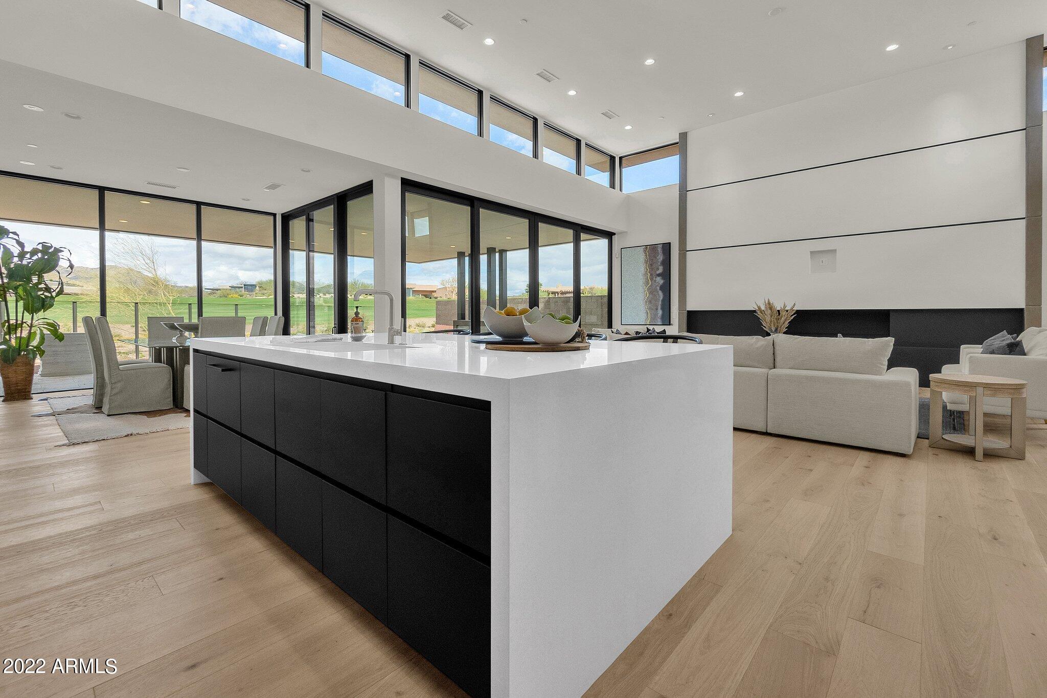 DESERT MOUNTAIN - Residential