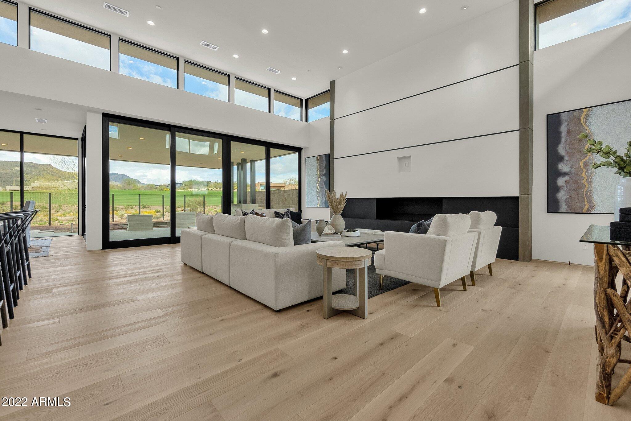 DESERT MOUNTAIN - Residential