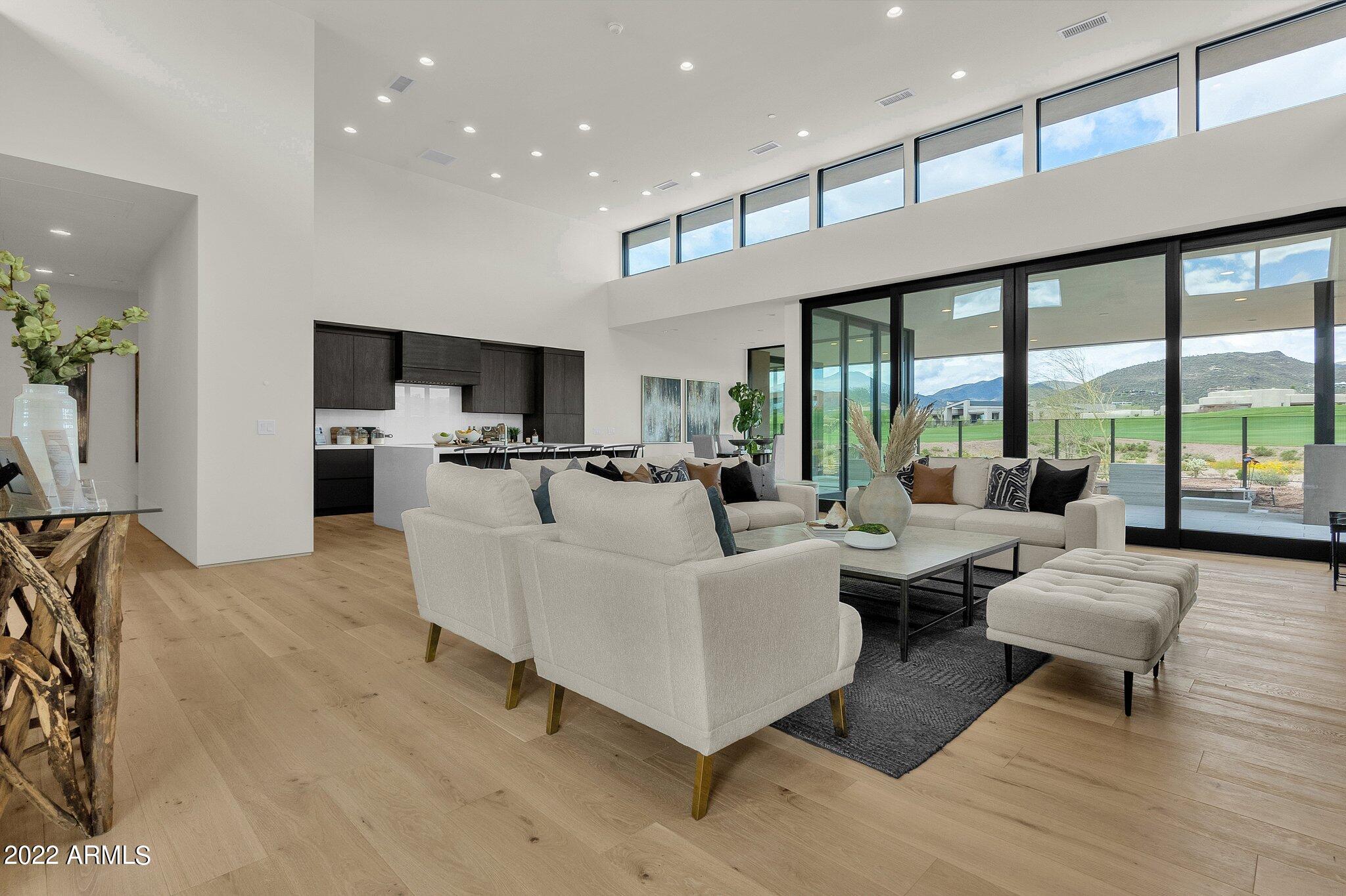DESERT MOUNTAIN - Residential