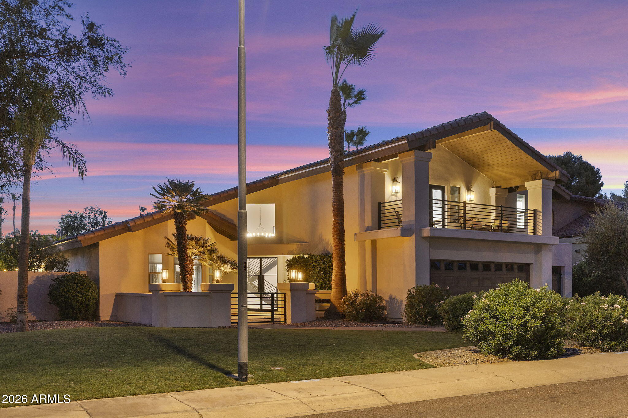 PARADISE PARK MANOR 2 - Residential