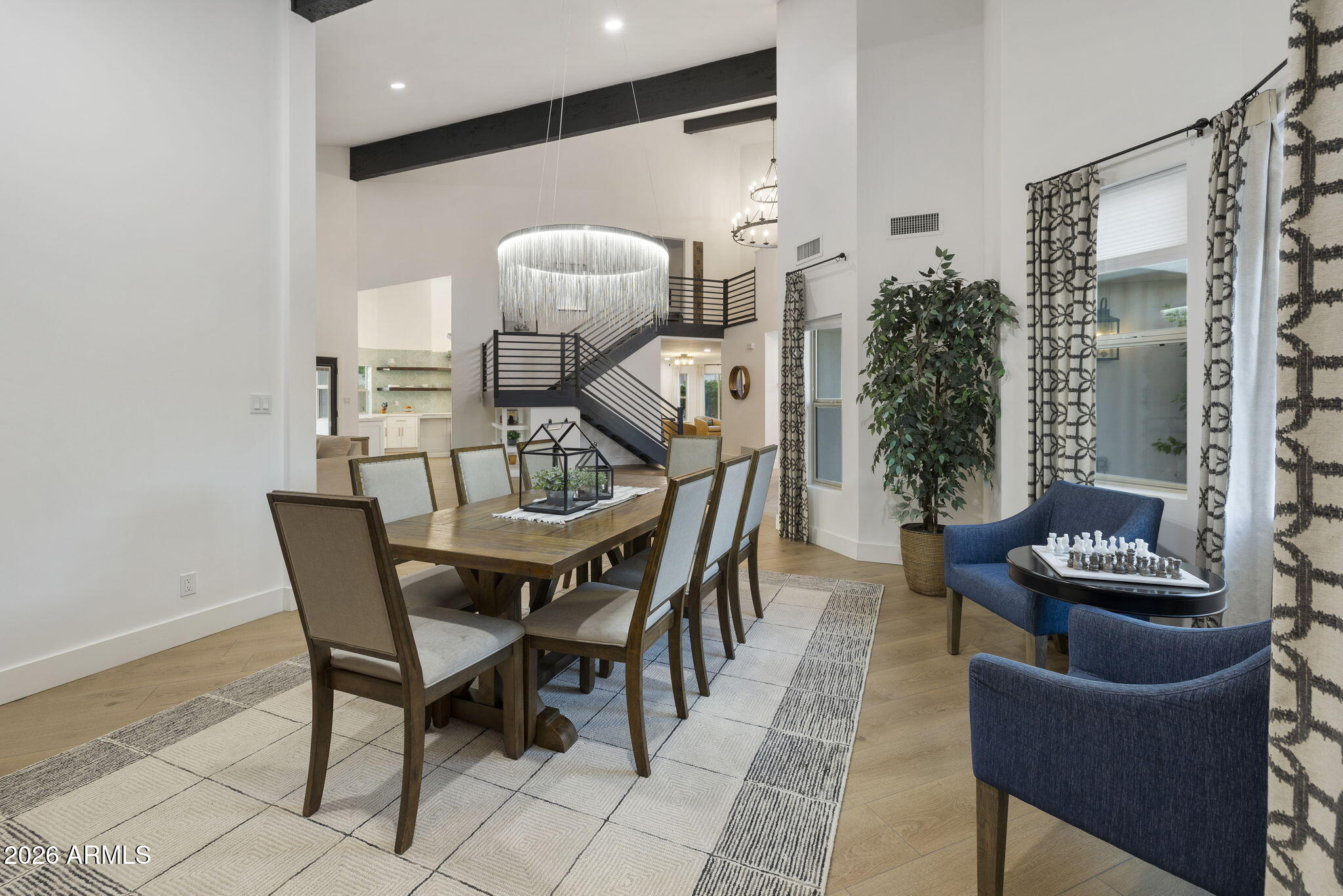 PARADISE PARK MANOR 2 - Residential