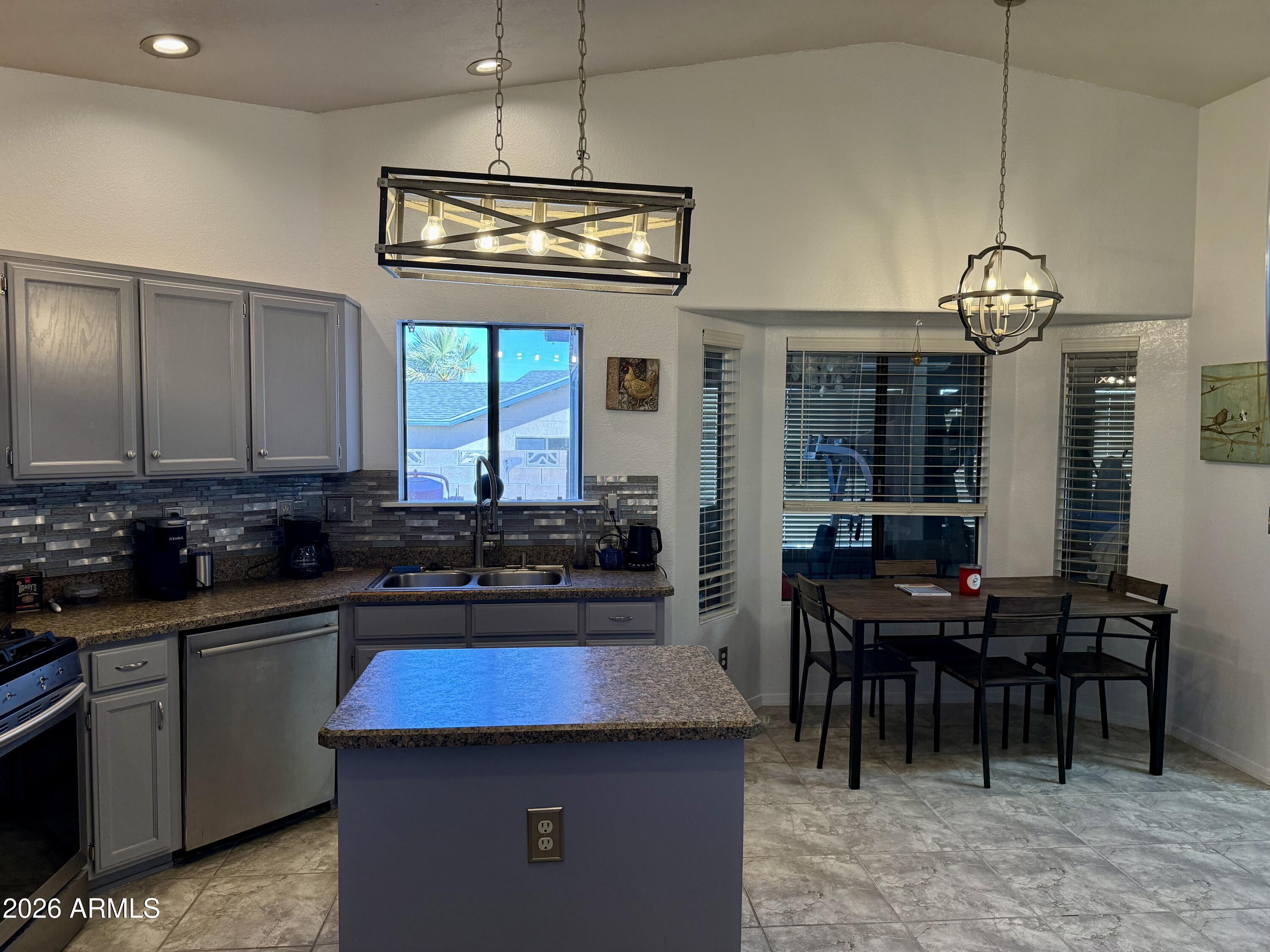 MISSION HILLS ESTATES PHASE 4 - Residential