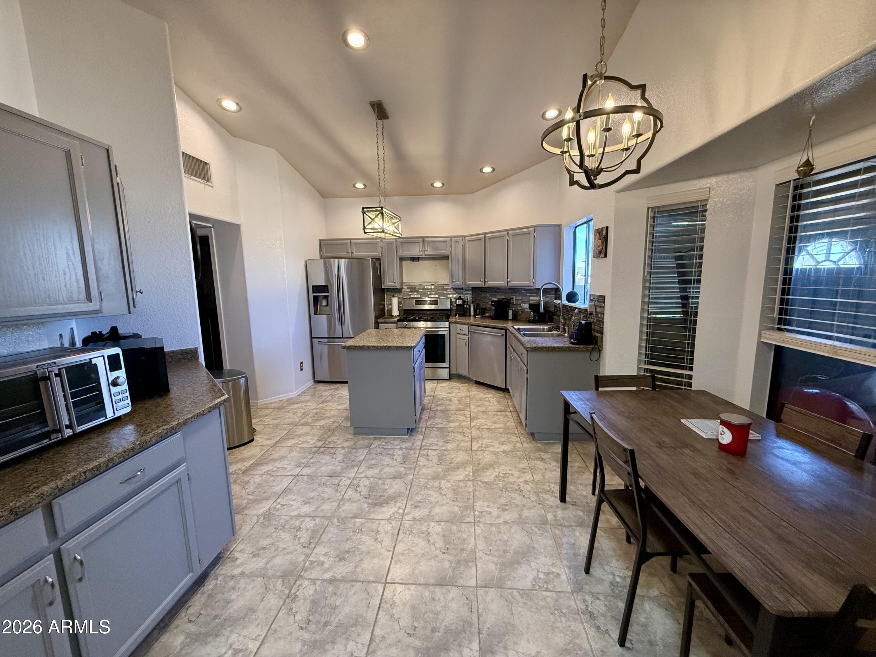 MISSION HILLS ESTATES PHASE 4 - Residential