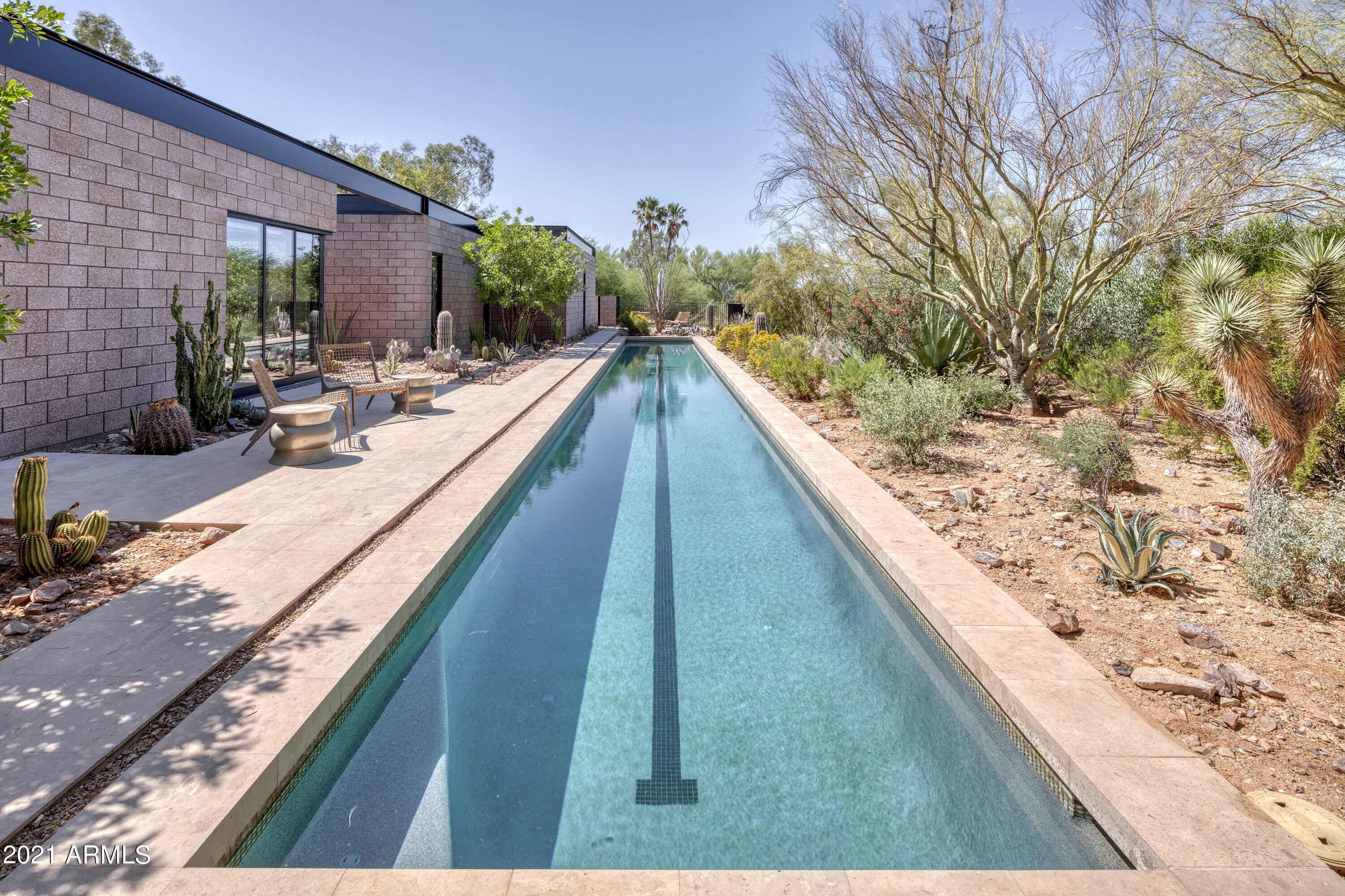 ARROYO HEIGHTS - Residential