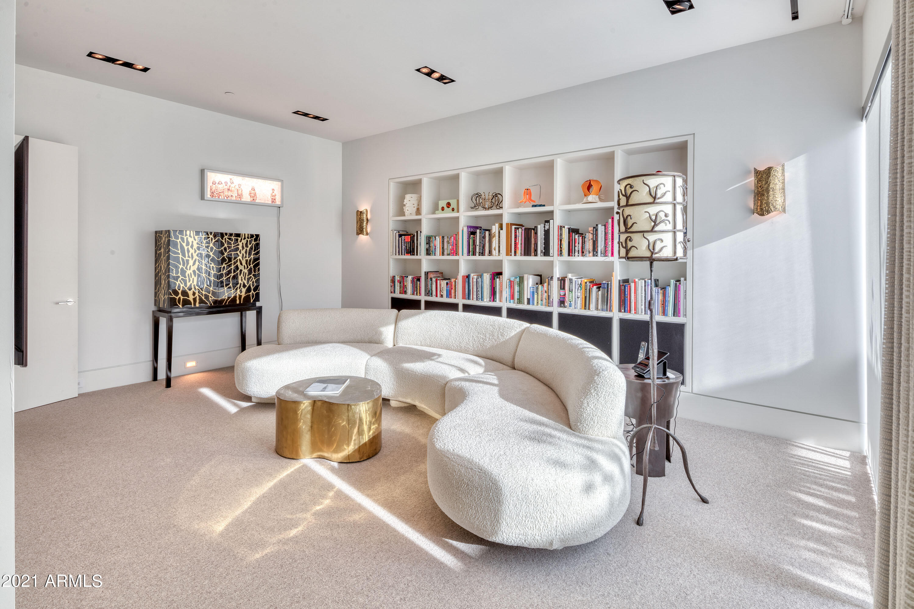 ARROYO HEIGHTS - Residential
