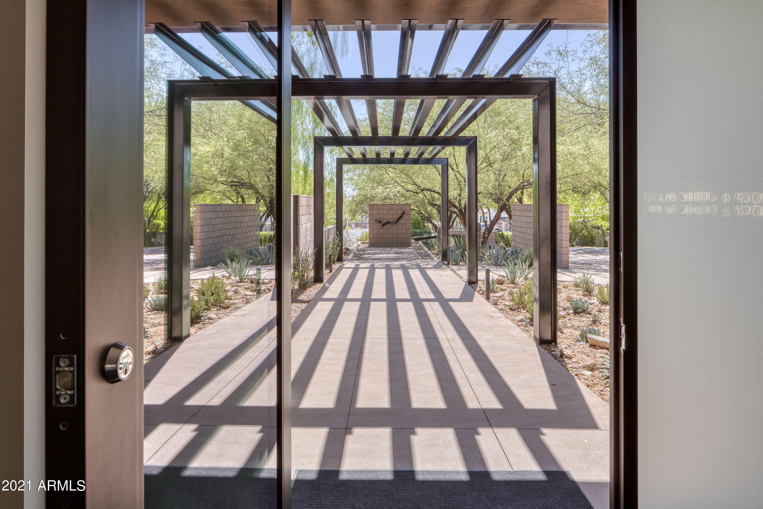 ARROYO HEIGHTS - Residential