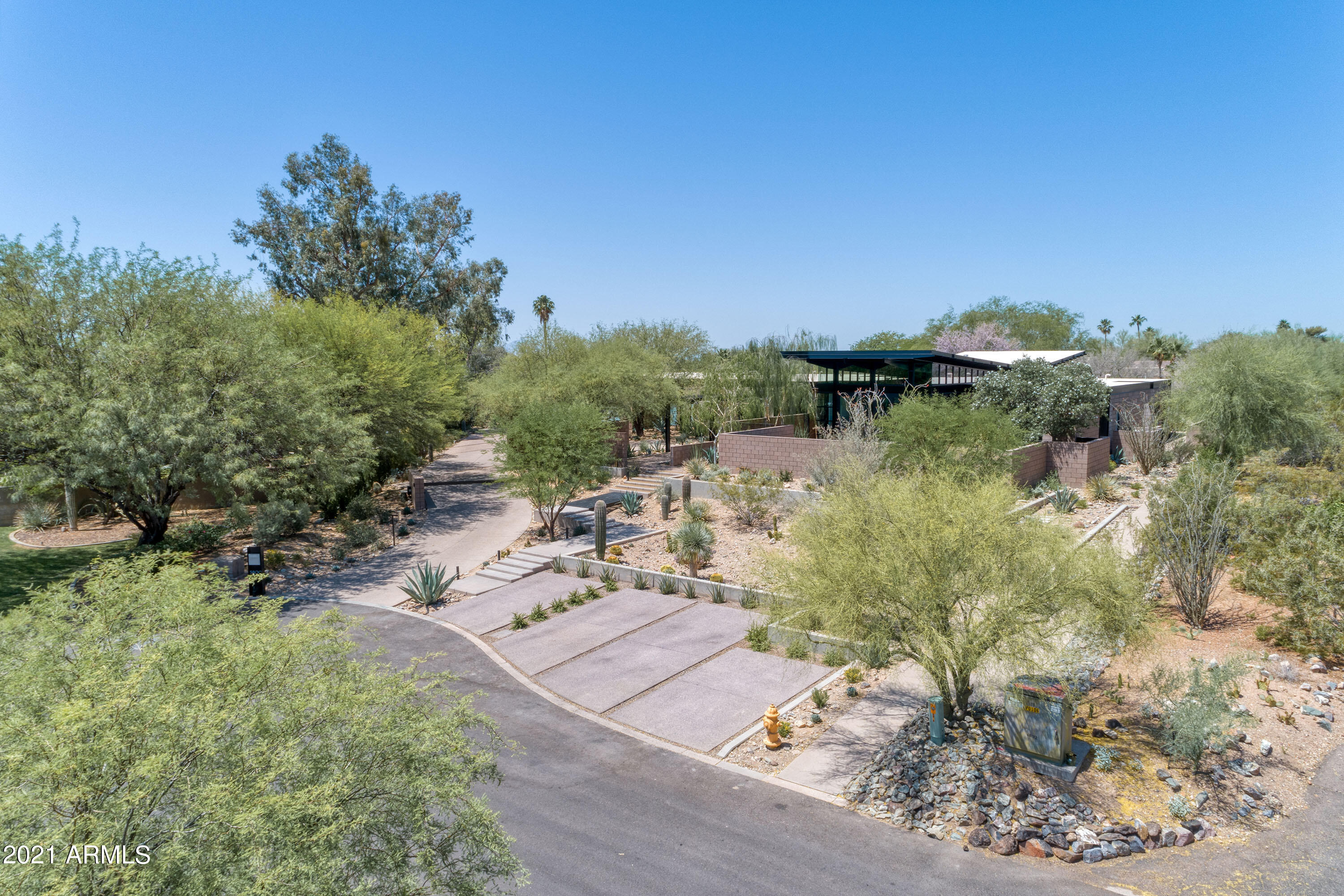 ARROYO HEIGHTS - Residential
