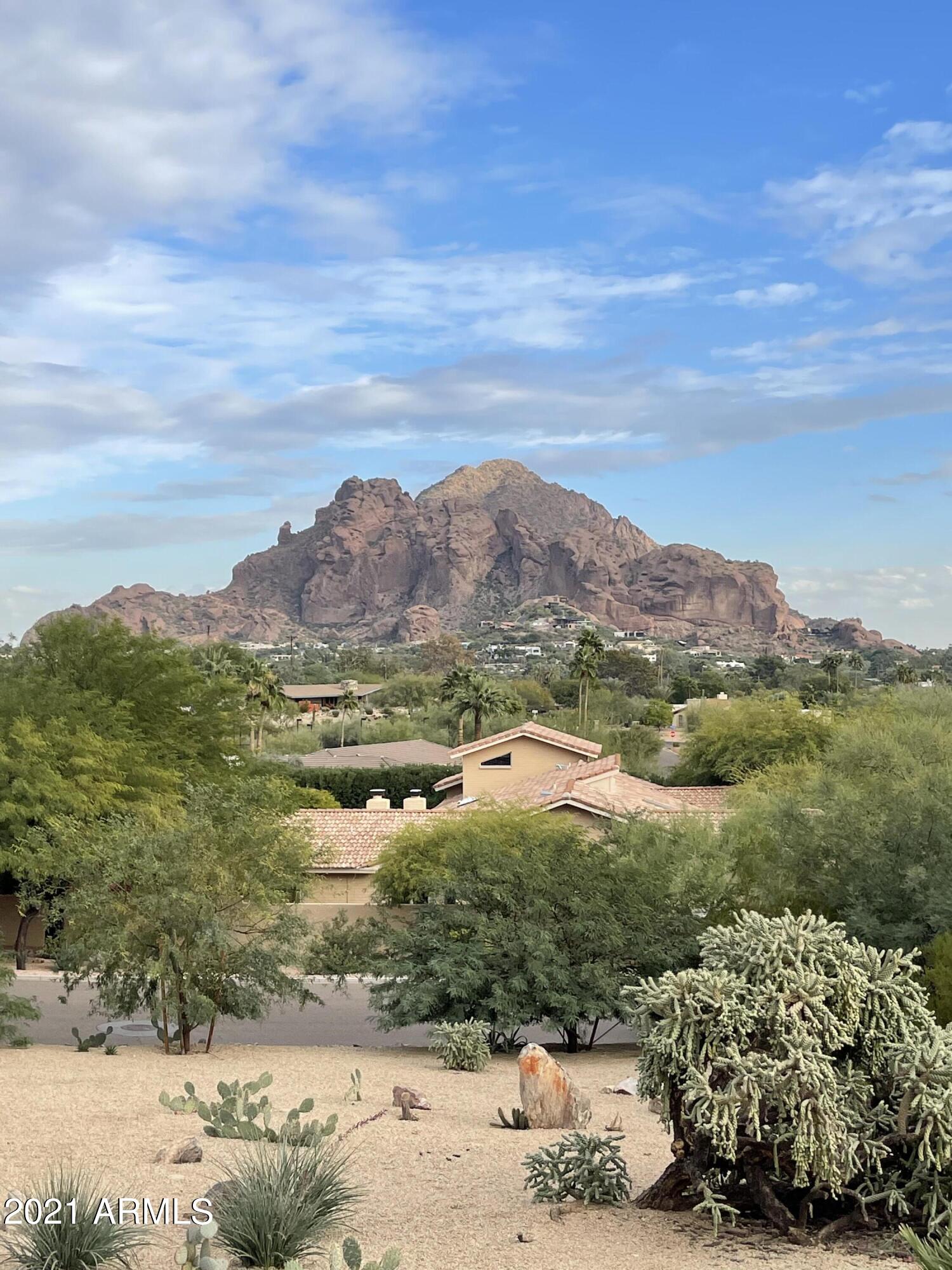ARROYO HEIGHTS - Residential