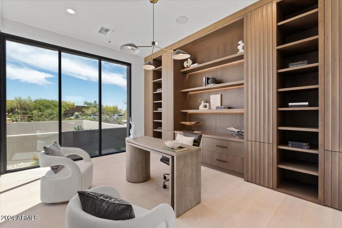 DESERT MOUNTAIN PHASE 2 UNIT 6 LT 1-94 TR A B - Residential