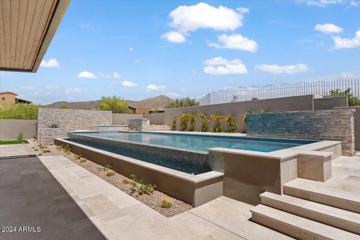 DESERT MOUNTAIN PHASE 2 UNIT 6 LT 1-94 TR A B - Residential