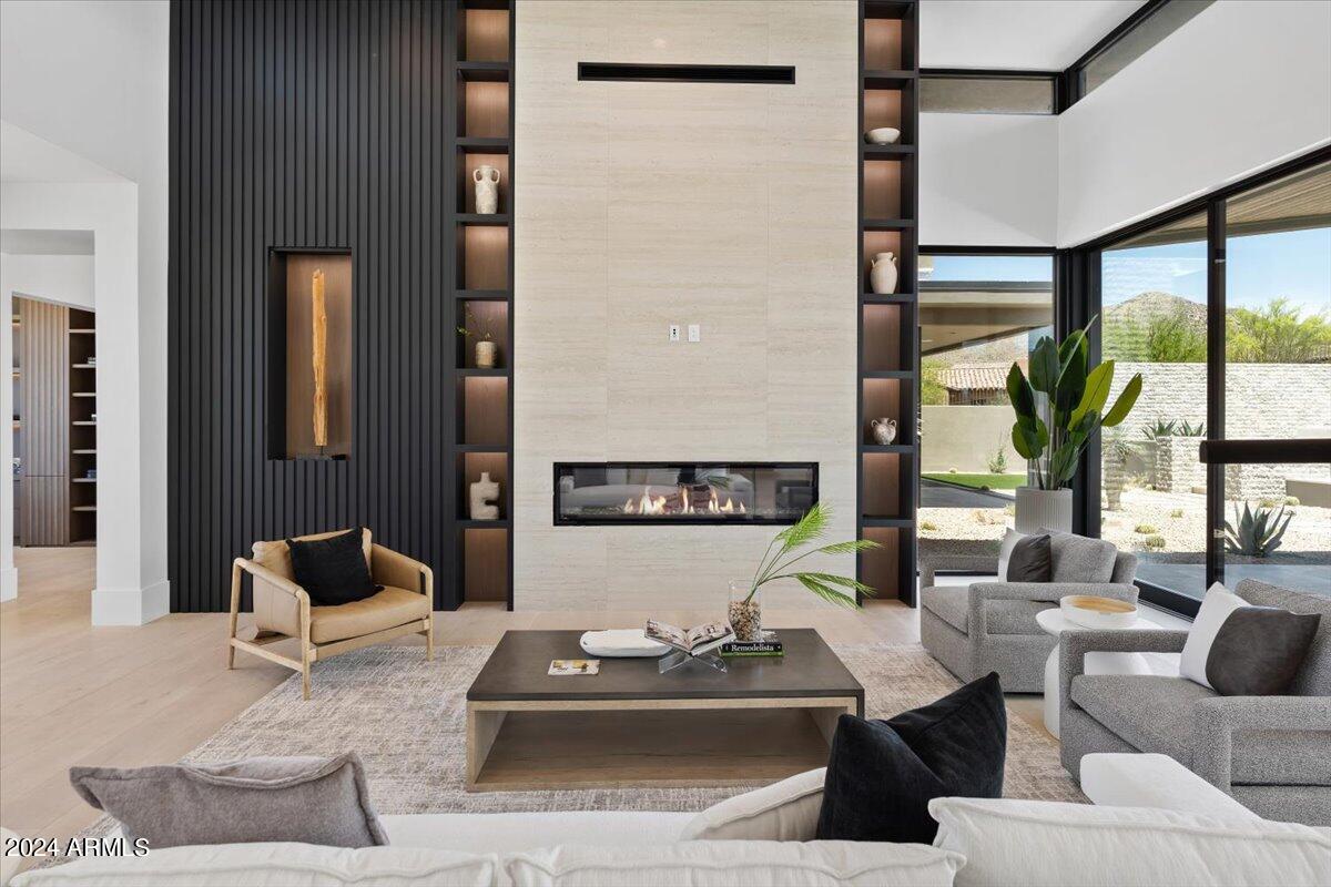 DESERT MOUNTAIN PHASE 2 UNIT 6 LT 1-94 TR A B - Residential