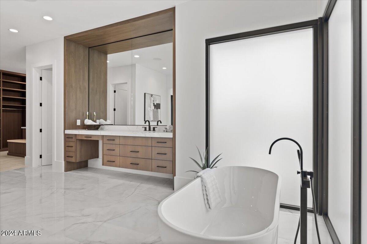 DESERT MOUNTAIN PHASE 2 UNIT 6 LT 1-94 TR A B - Residential