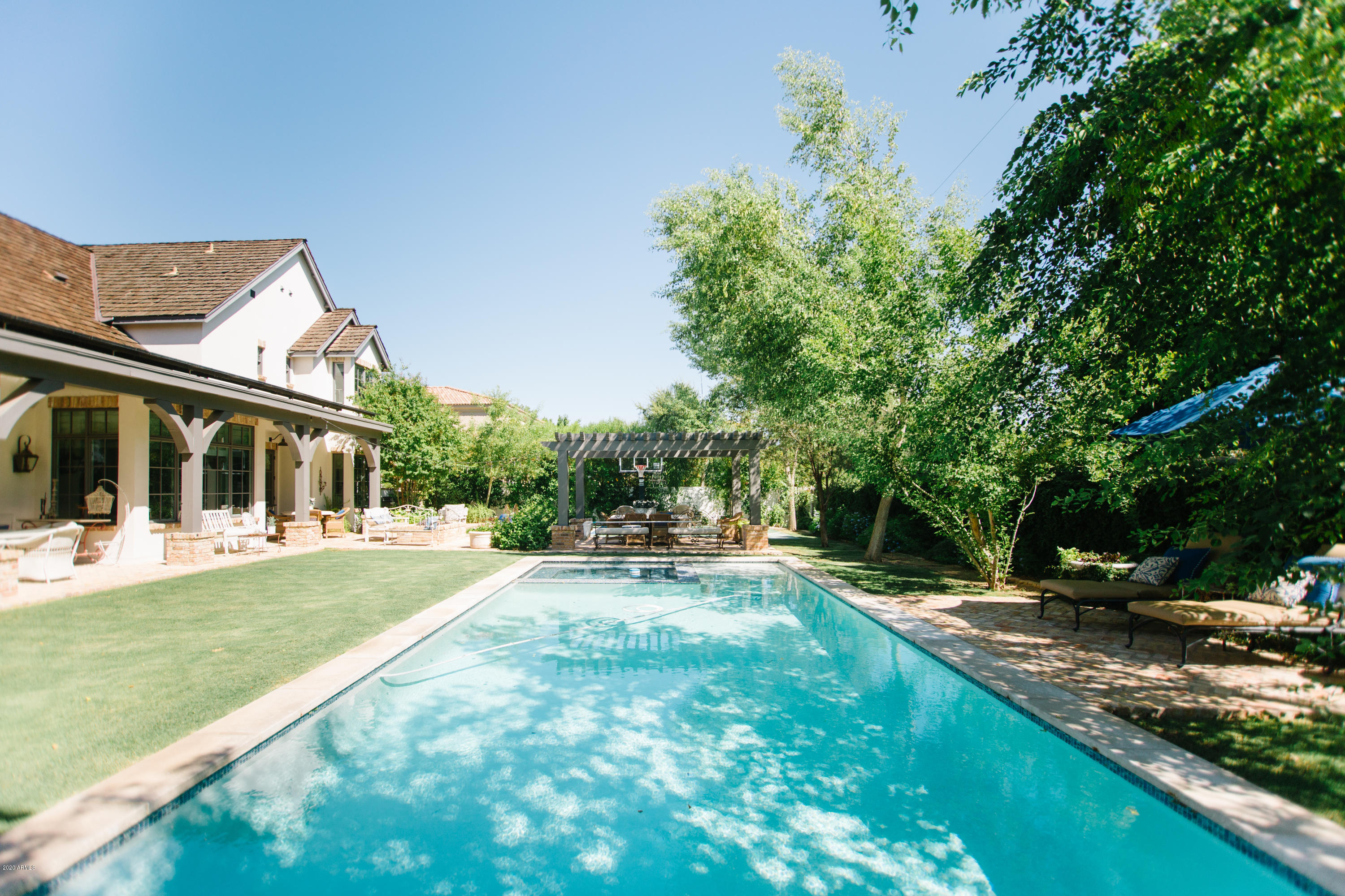 LAFAYETTE VILLA 5 - Residential