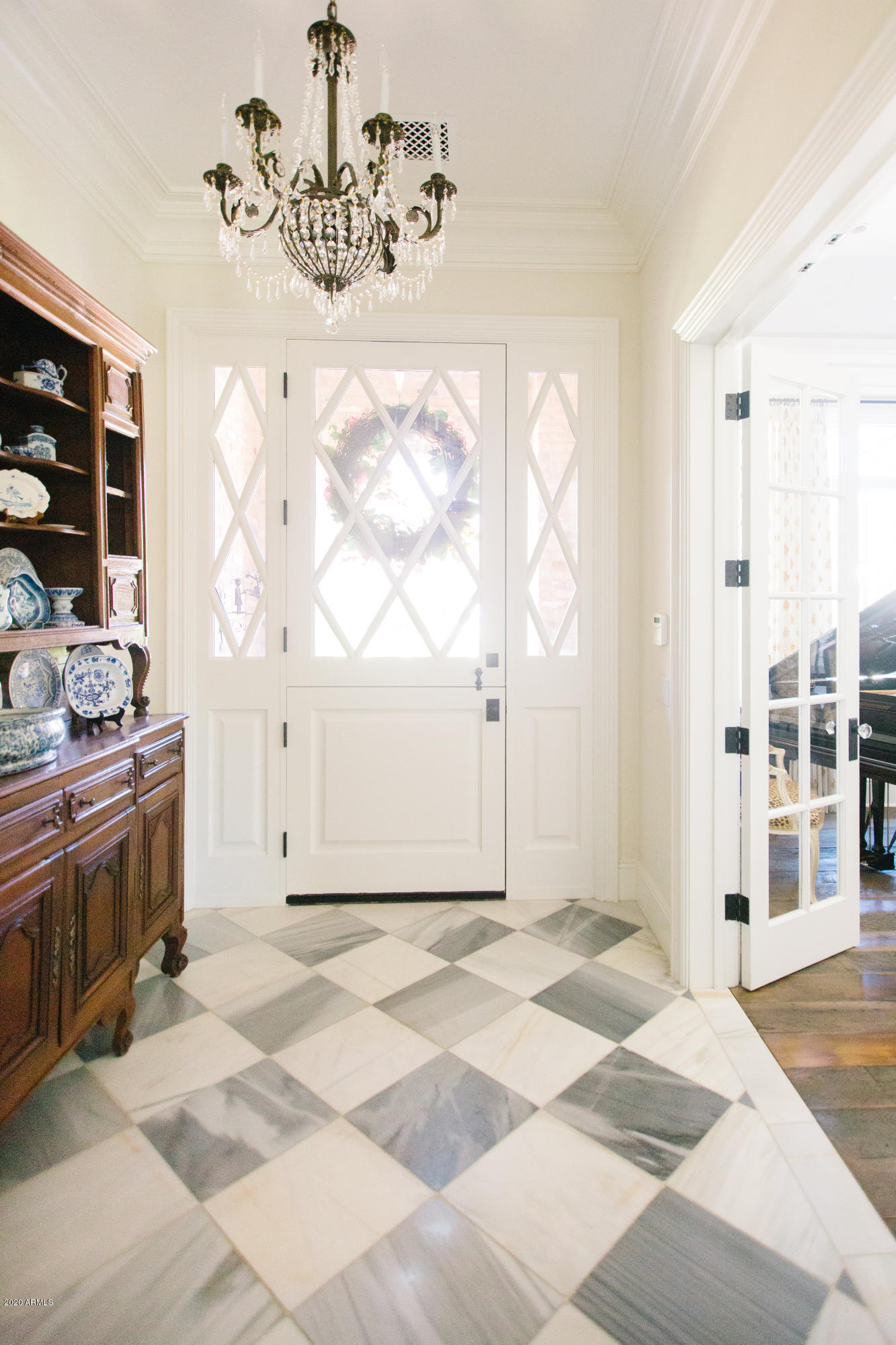 LAFAYETTE VILLA 5 - Residential