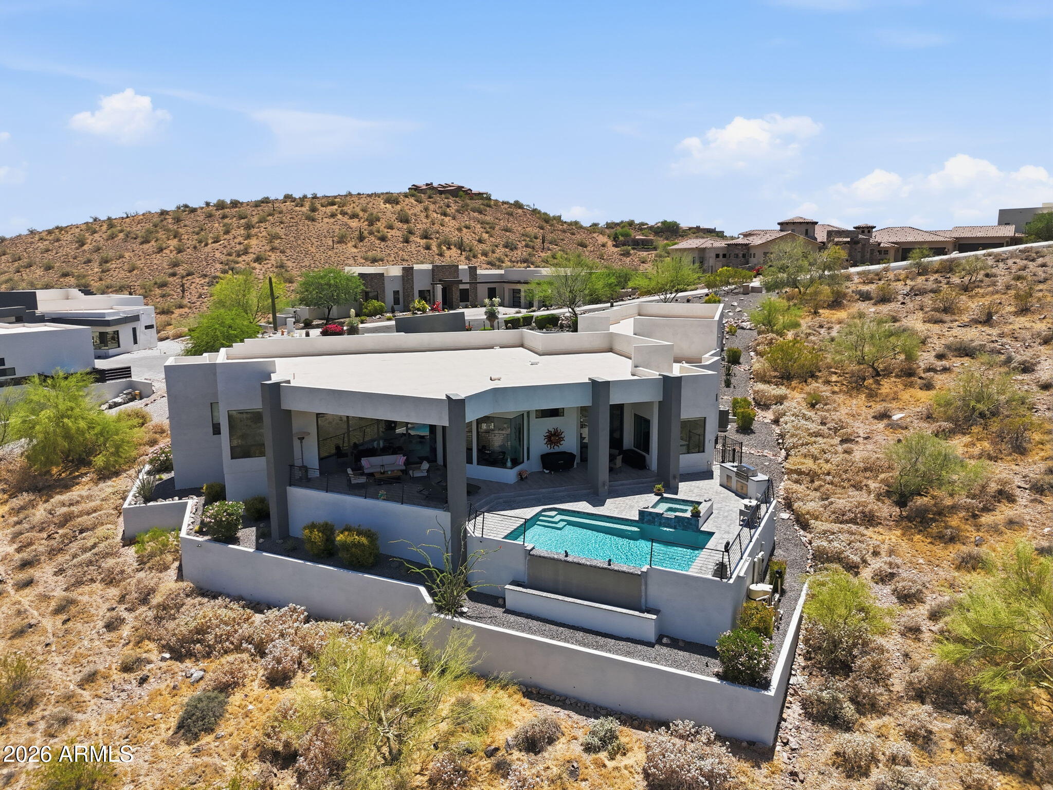 PALATIAL ESTATES - Residential