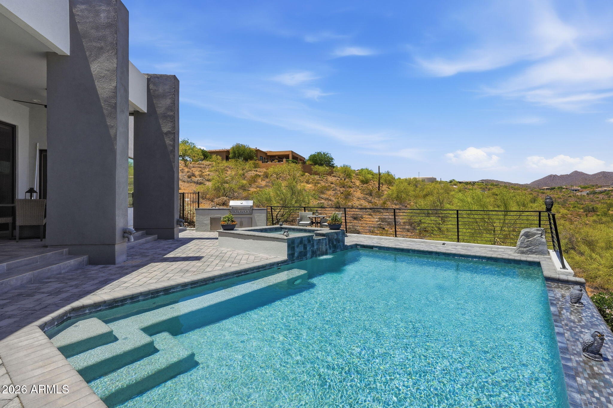 PALATIAL ESTATES - Residential