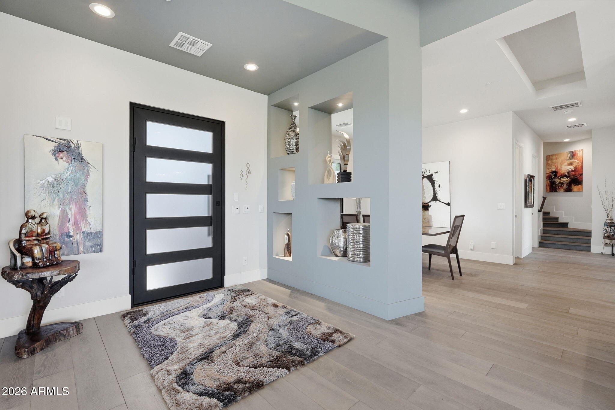 PALATIAL ESTATES - Residential