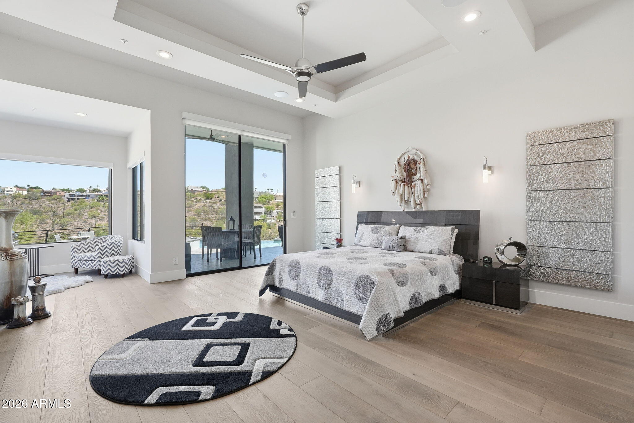 PALATIAL ESTATES - Residential