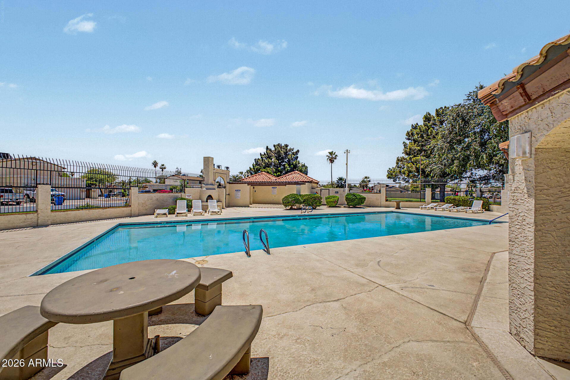 OVERLAND HILLS 2 LOT 320-484 TR A B - Residential