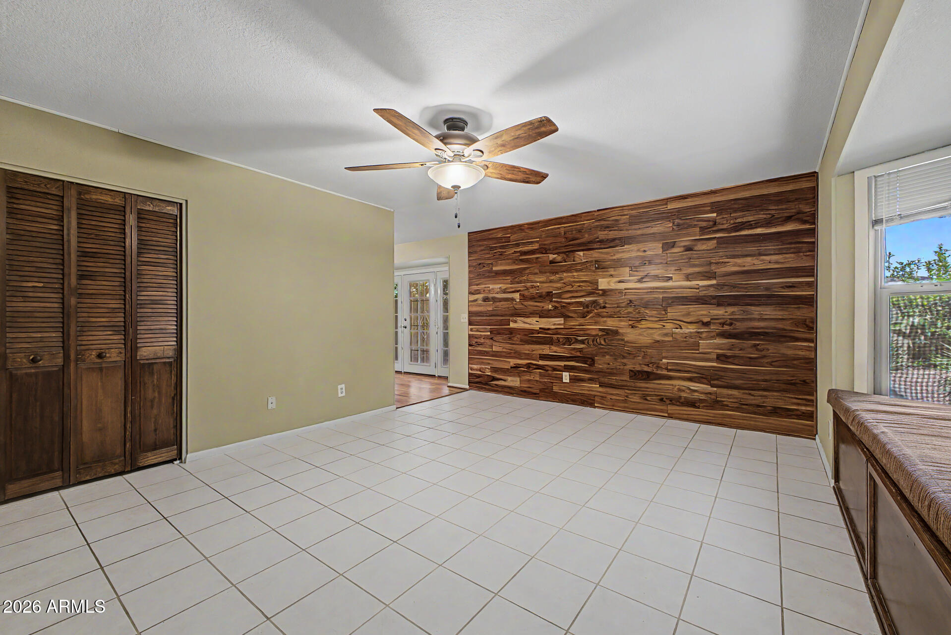 OVERLAND HILLS 2 LOT 320-484 TR A B - Residential