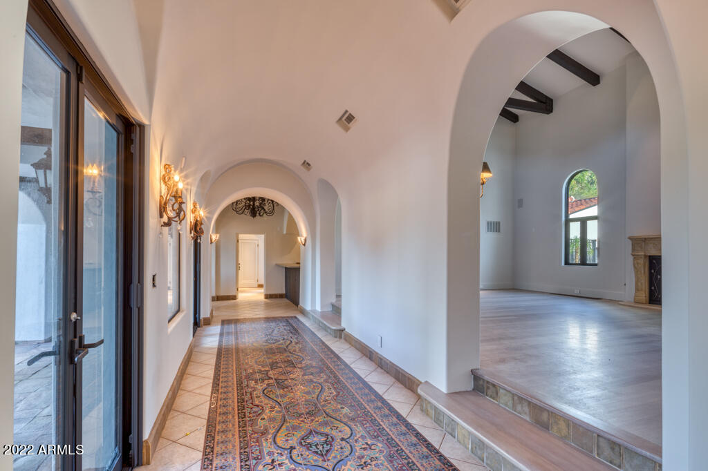 Paradise Valley - Residential
