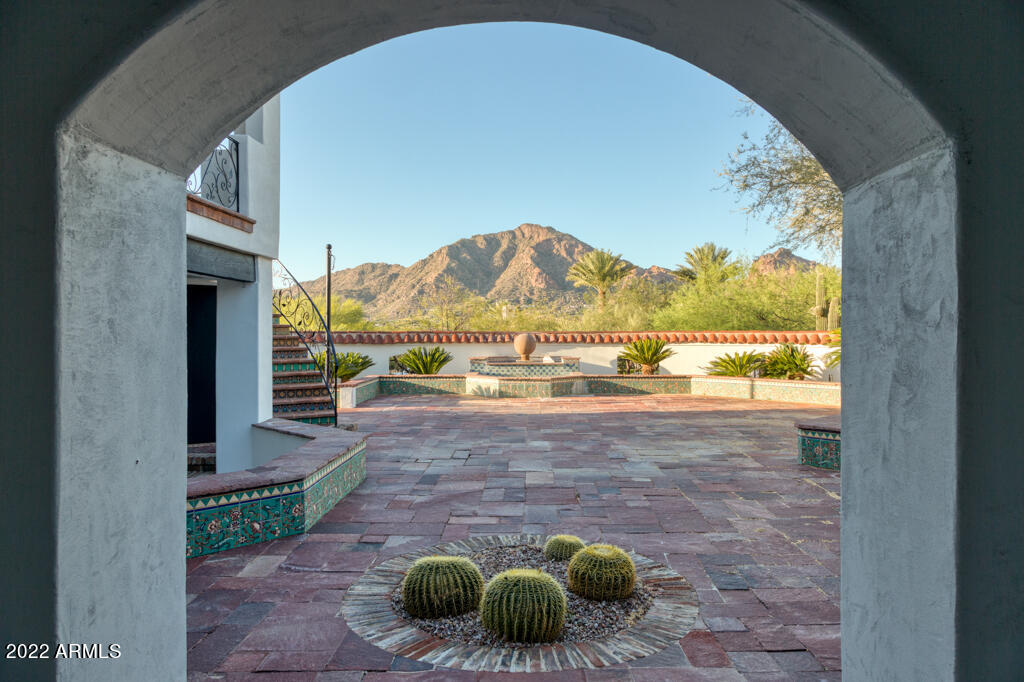 Paradise Valley - Residential