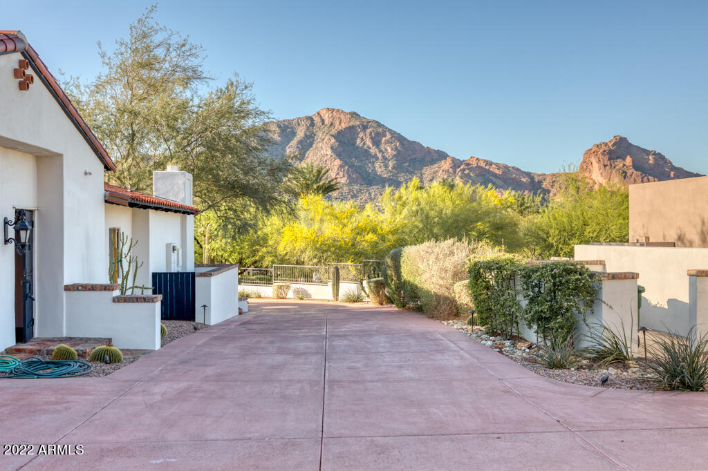 Paradise Valley - Residential