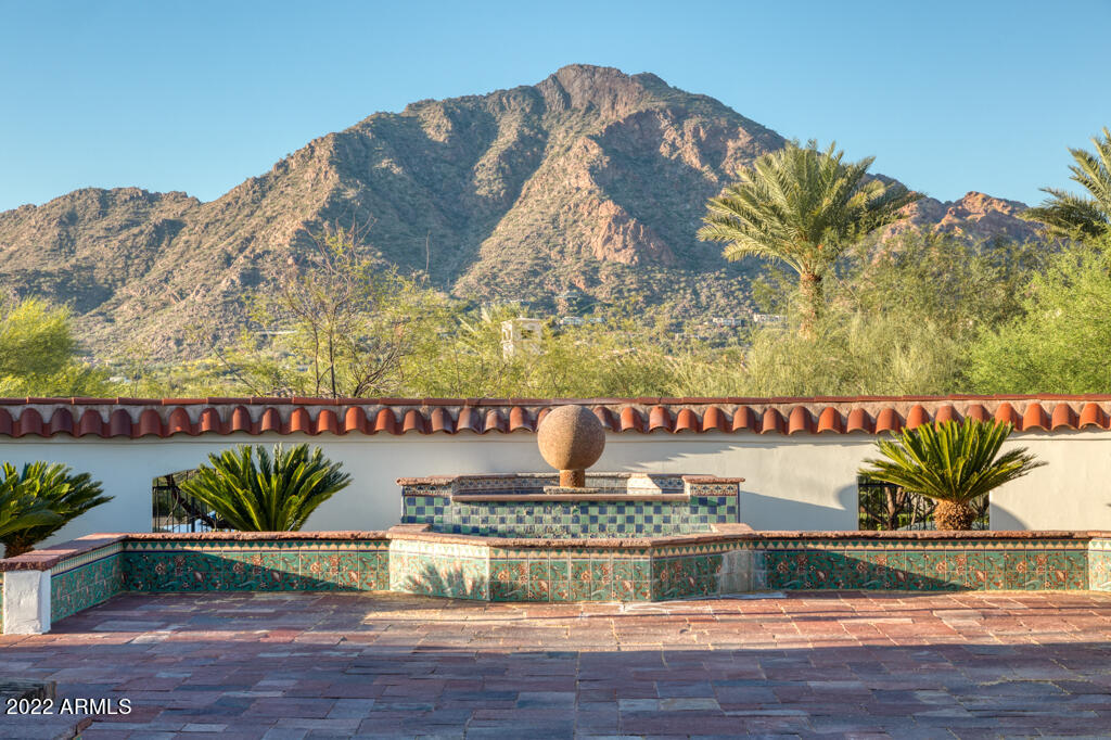 Paradise Valley - Residential