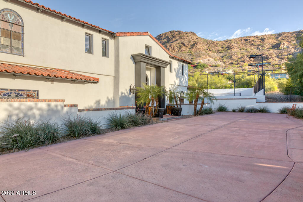 Paradise Valley - Residential