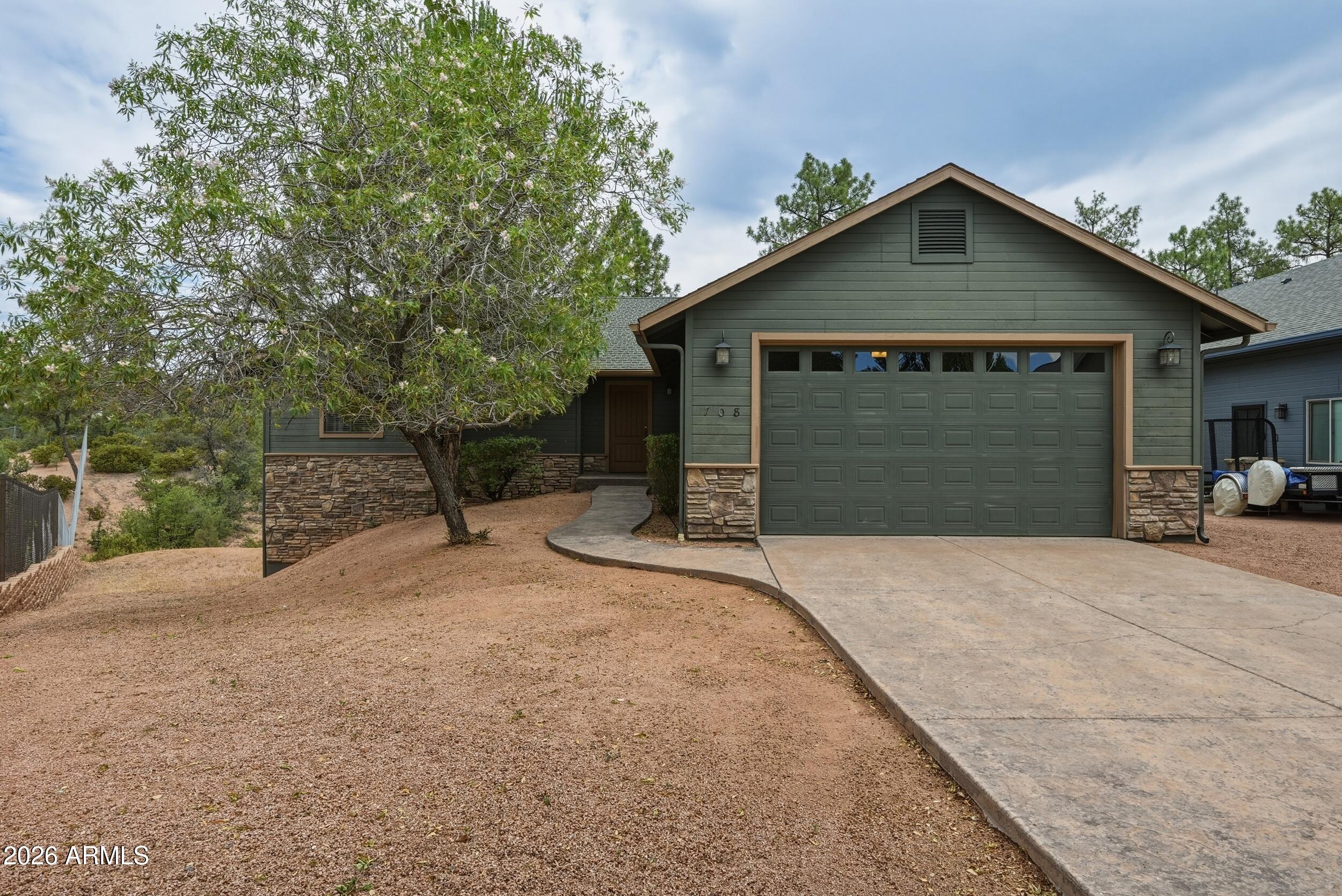EAST GATEWAY - Residential