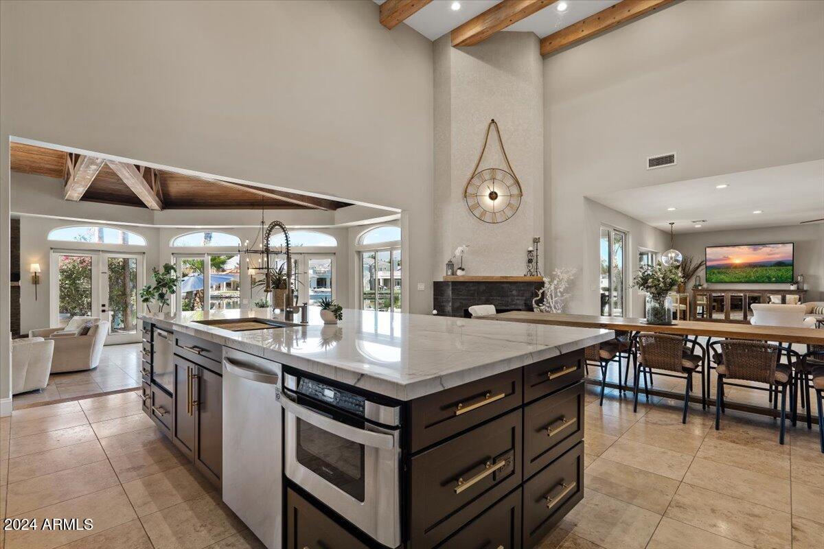 WEST LAKE ESTATES - Residential