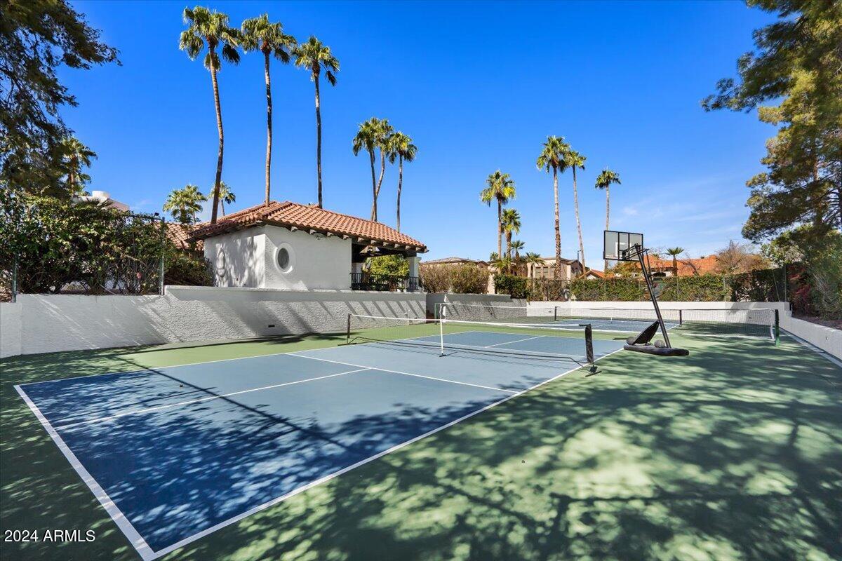WEST LAKE ESTATES - Residential