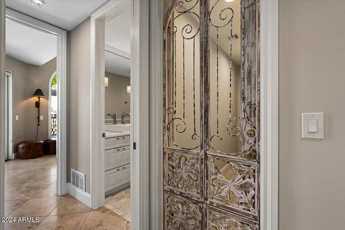 WEST LAKE ESTATES - Residential