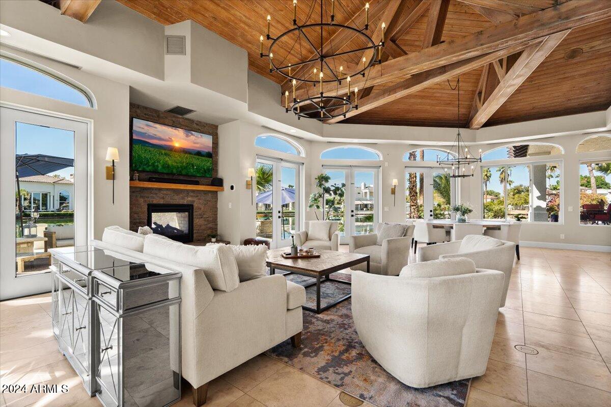 WEST LAKE ESTATES - Residential