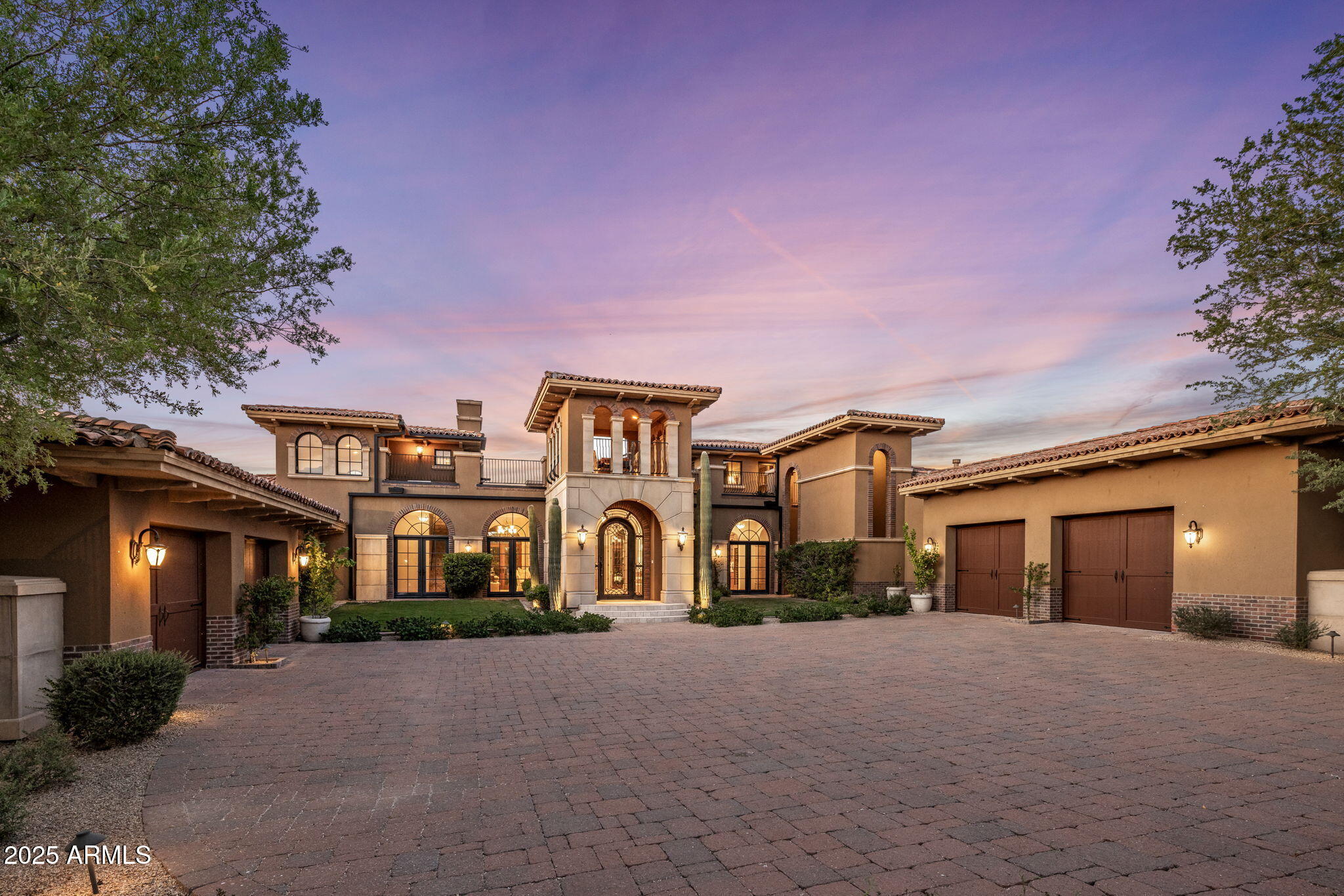 WHISPER ROCK UNIT 1 - Residential