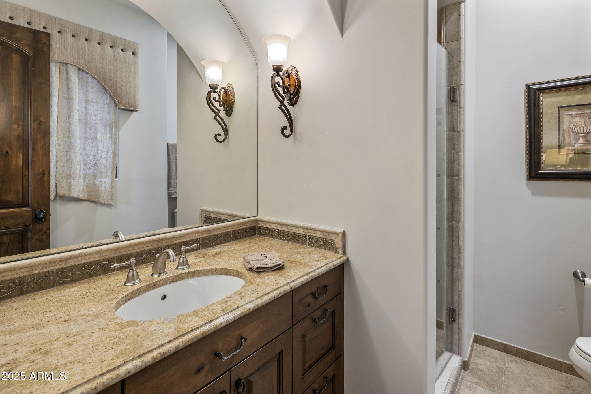 WHISPER ROCK UNIT 1 - Residential