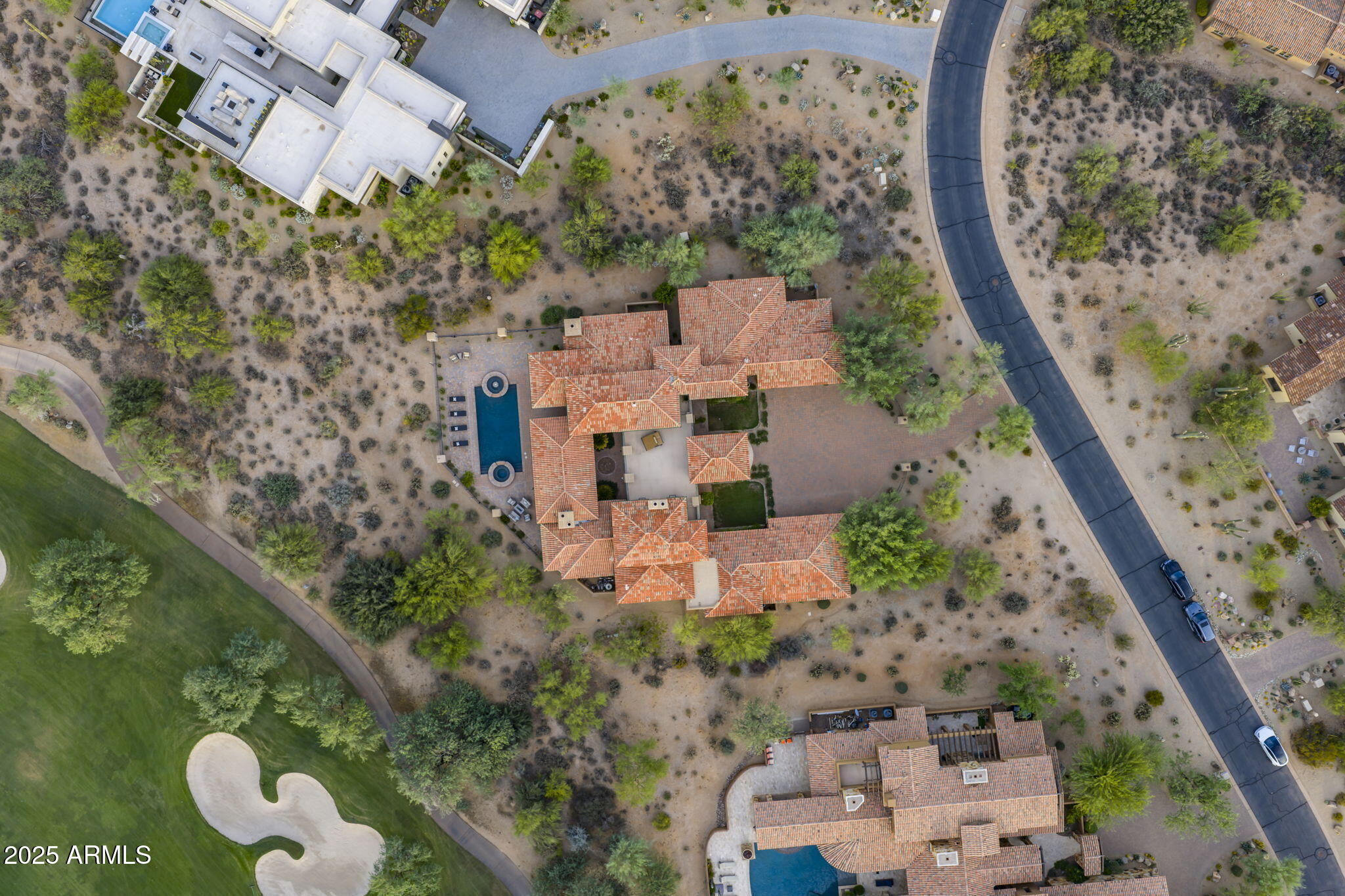 WHISPER ROCK UNIT 1 - Residential