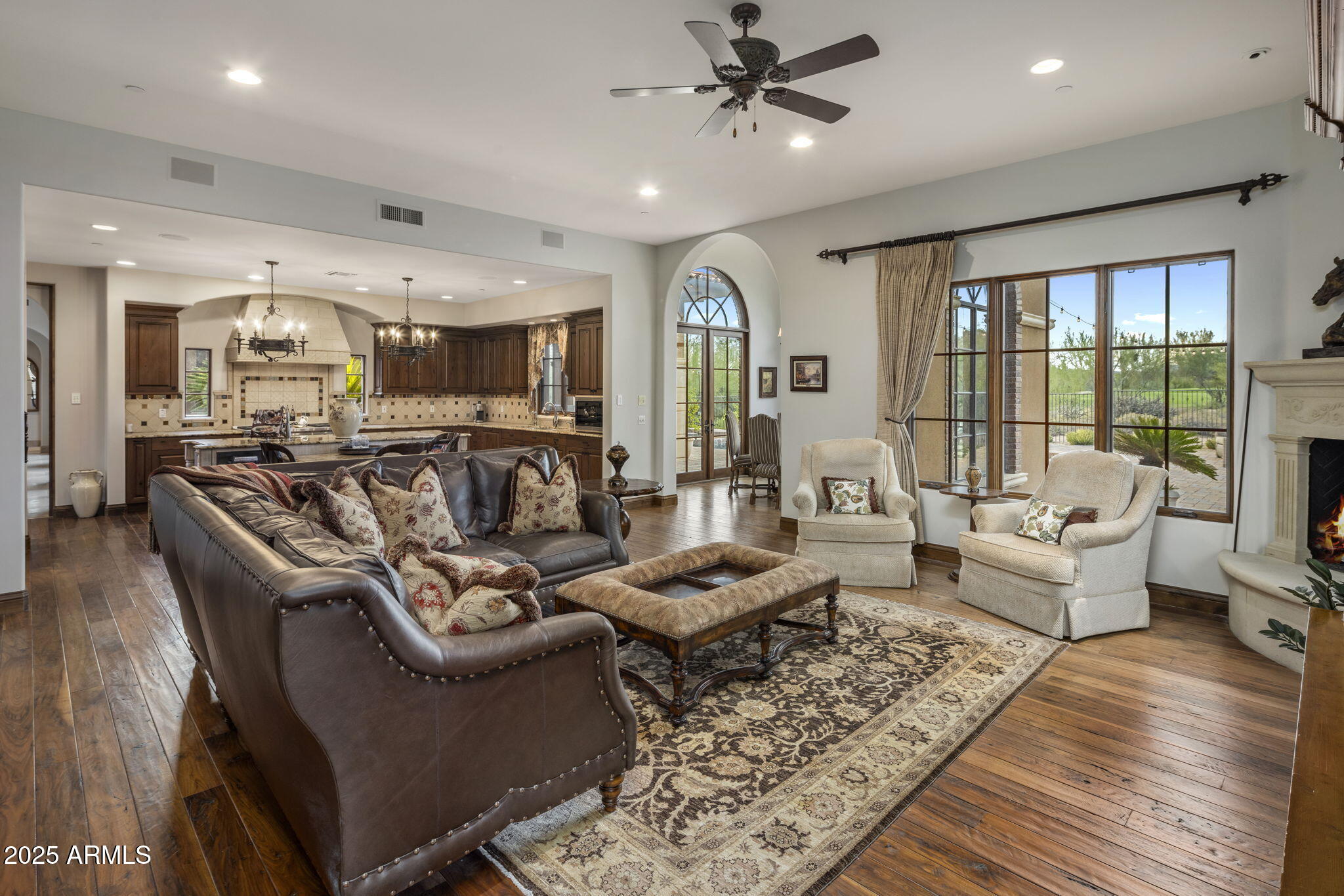 WHISPER ROCK UNIT 1 - Residential