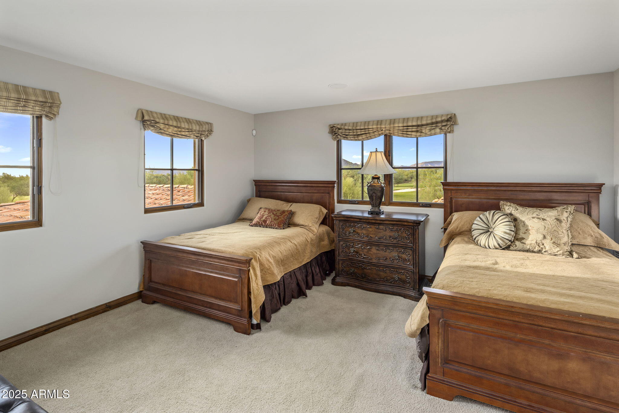 WHISPER ROCK UNIT 1 - Residential