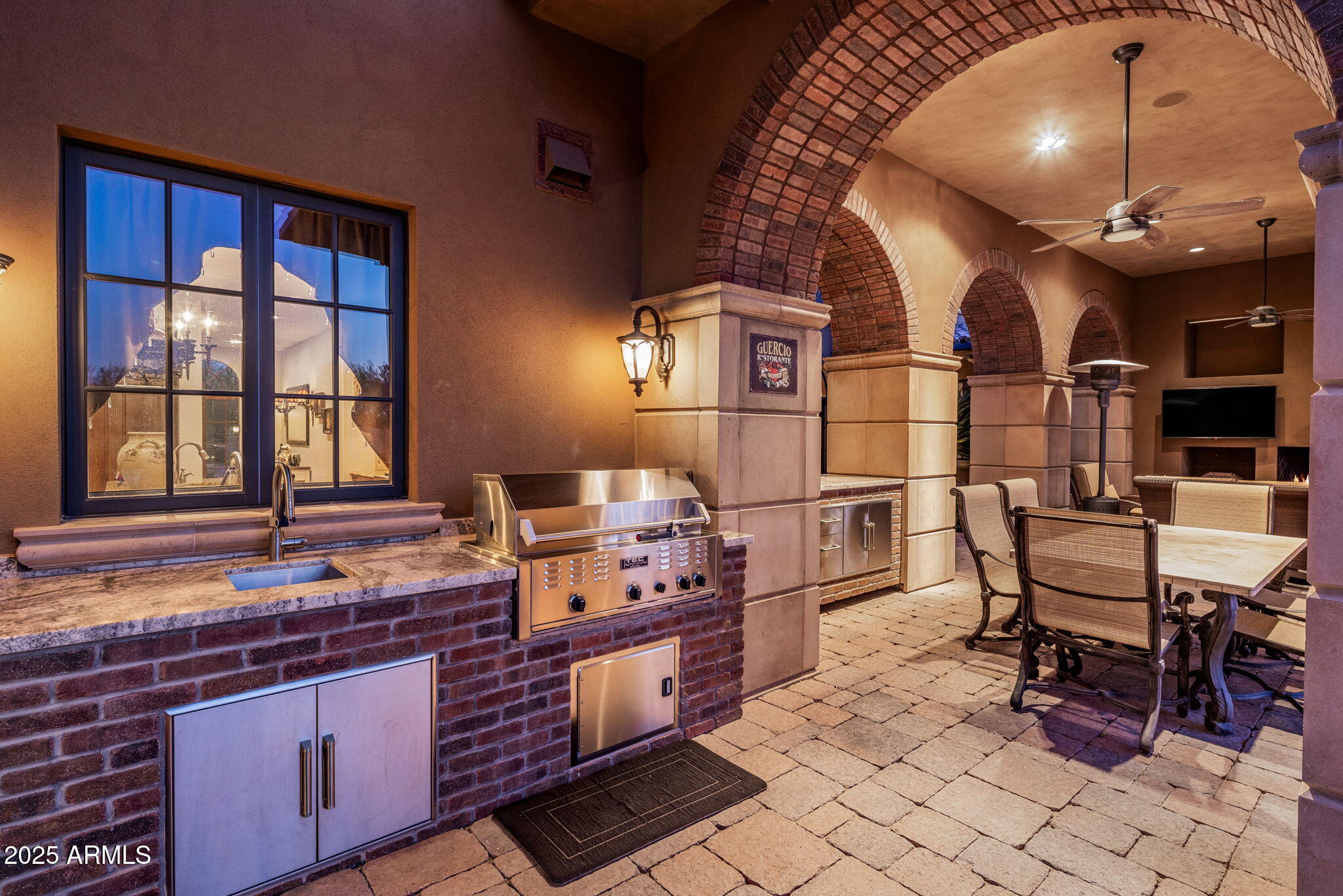 WHISPER ROCK UNIT 1 - Residential