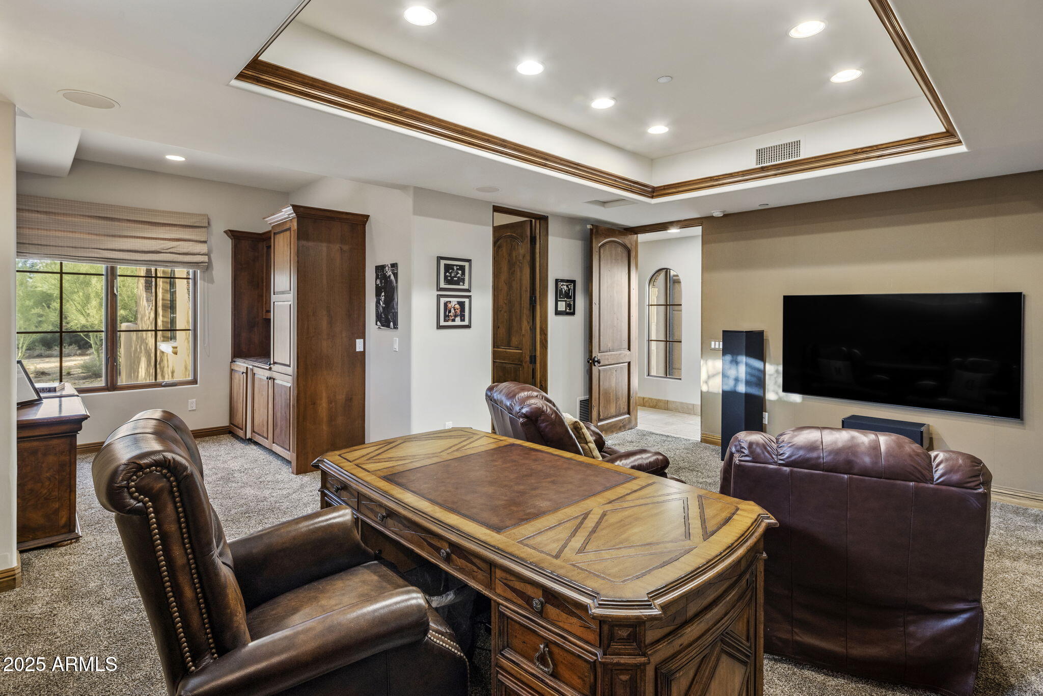 WHISPER ROCK UNIT 1 - Residential