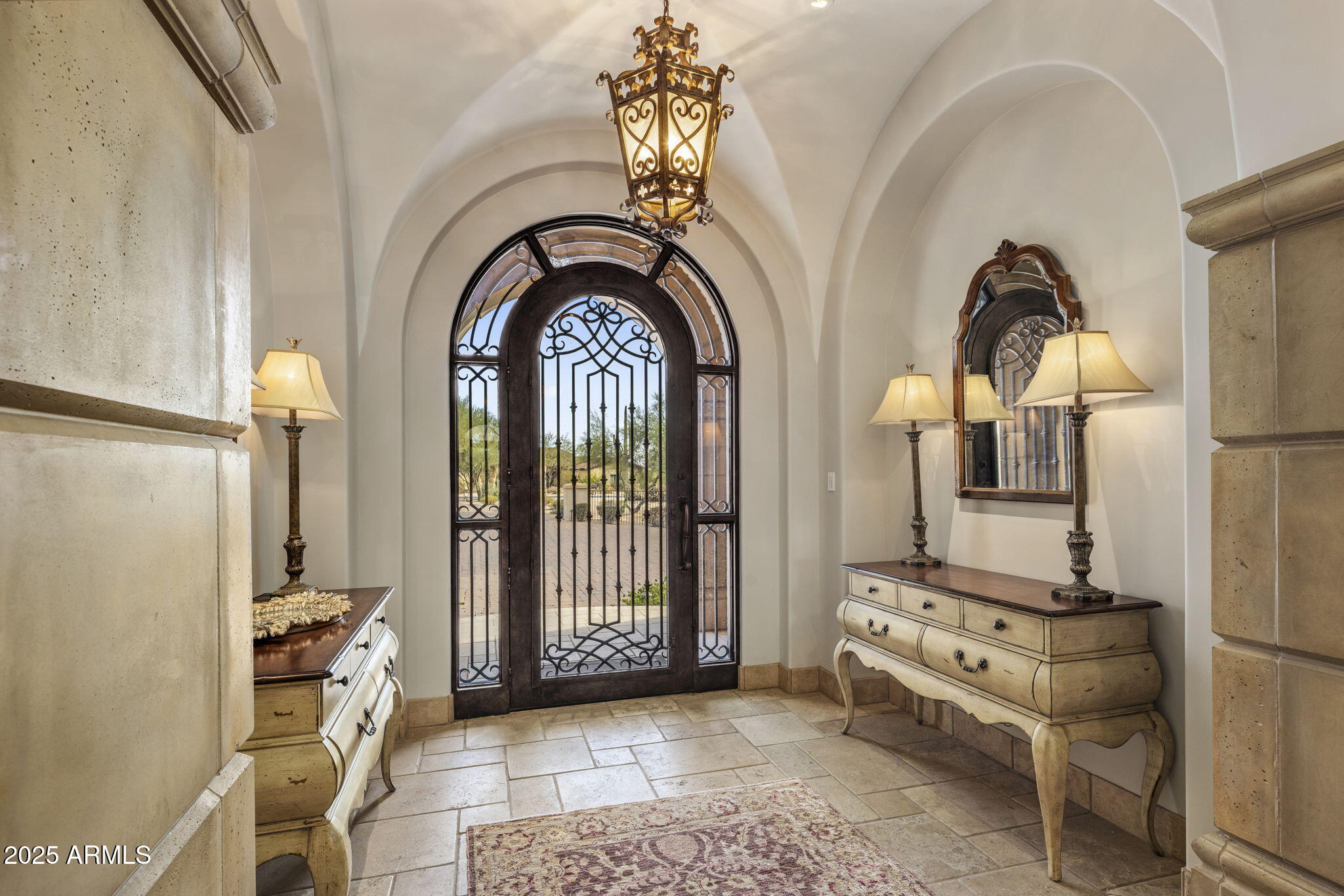 WHISPER ROCK UNIT 1 - Residential