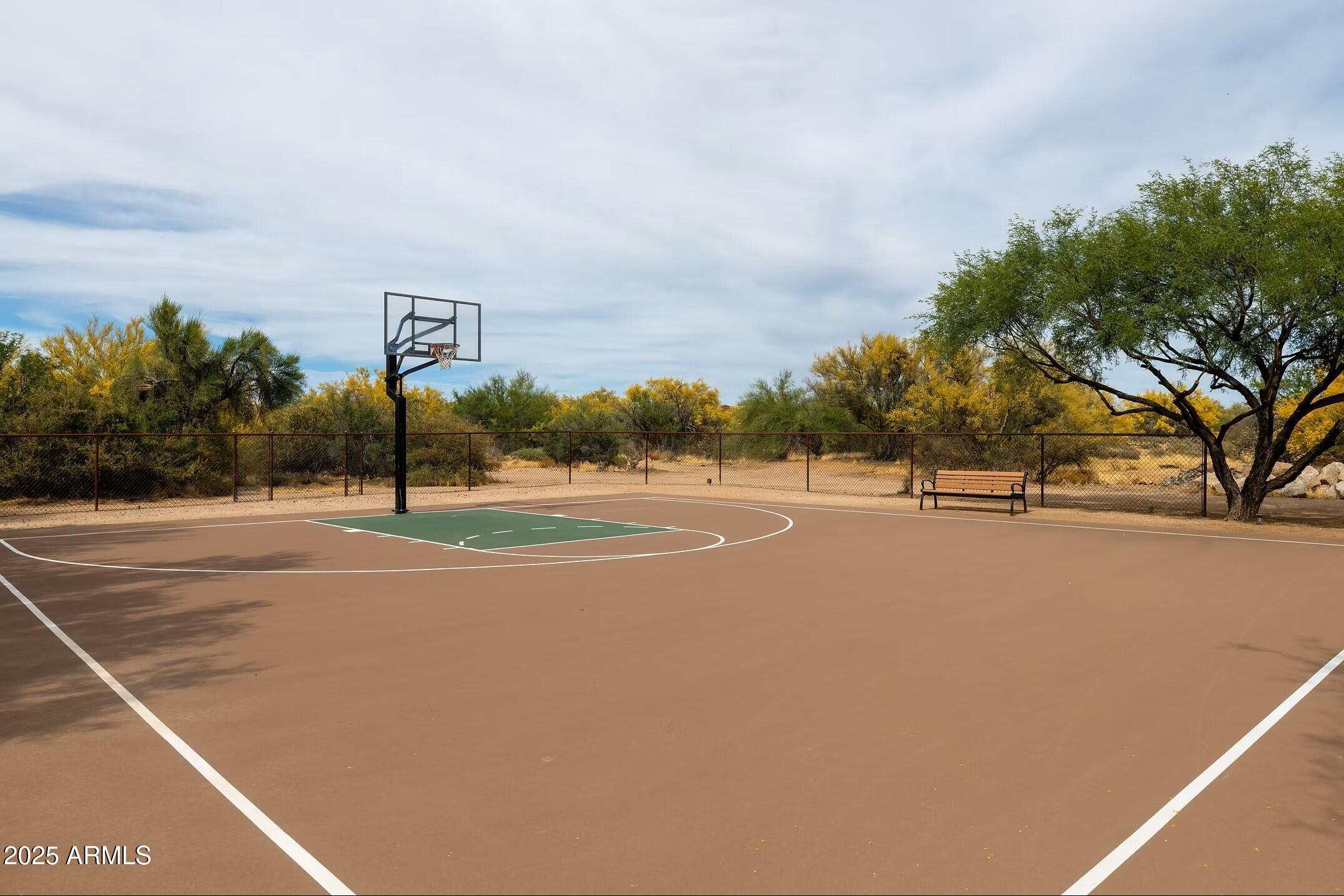 WHISPER ROCK UNIT 1 - Residential
