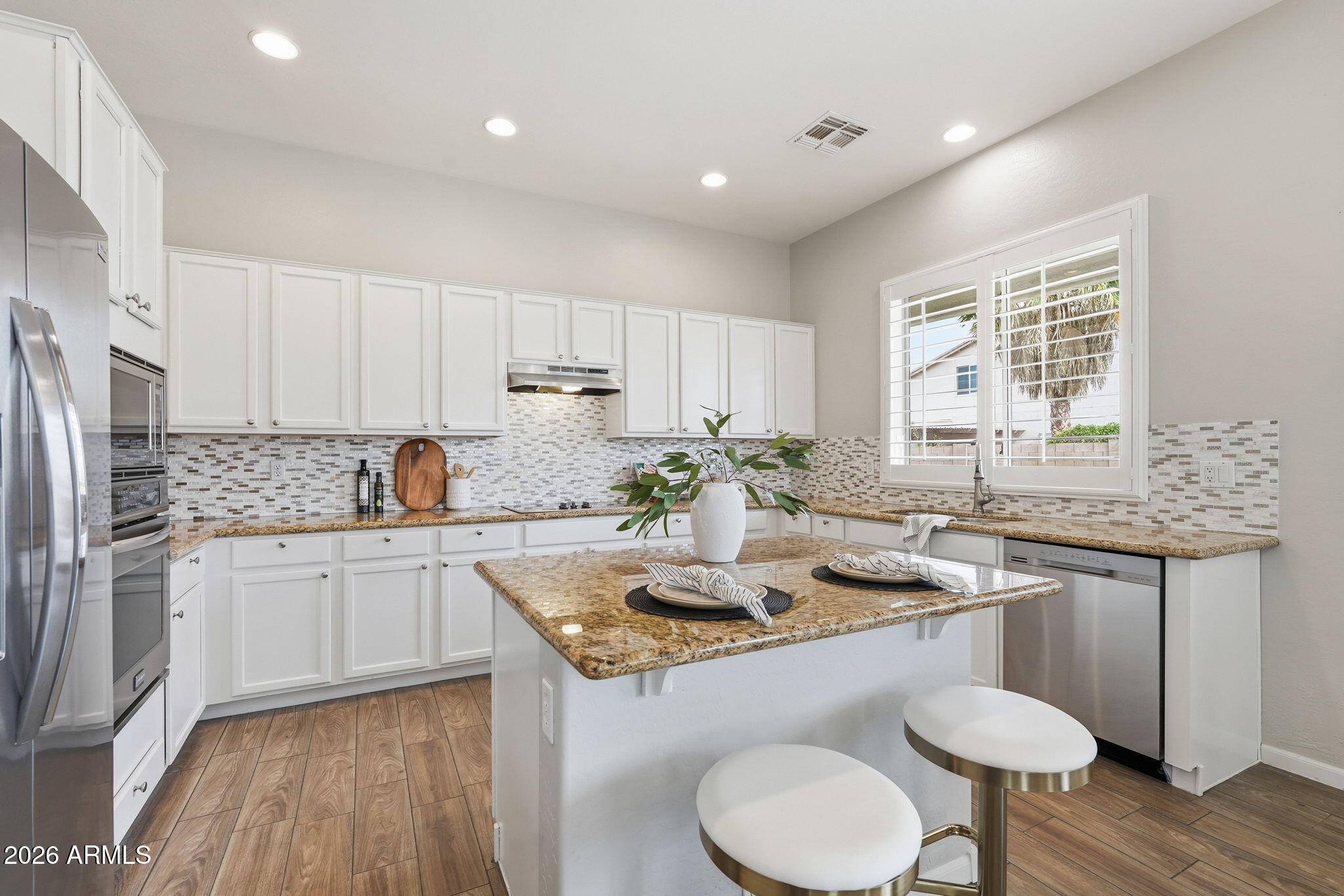 VAL VISTA MEADOWS - Residential
