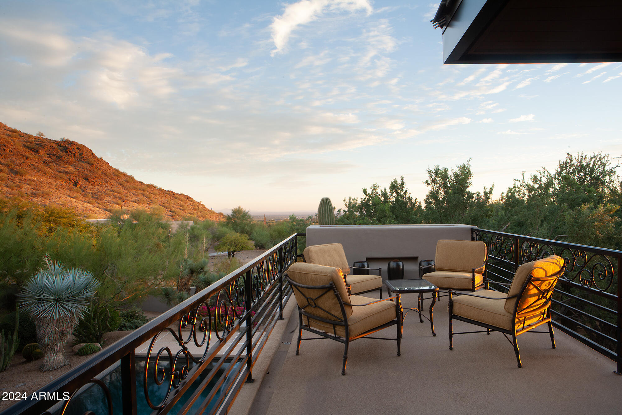 PINNACLE PEAK HEIGHTS 5 - Residential