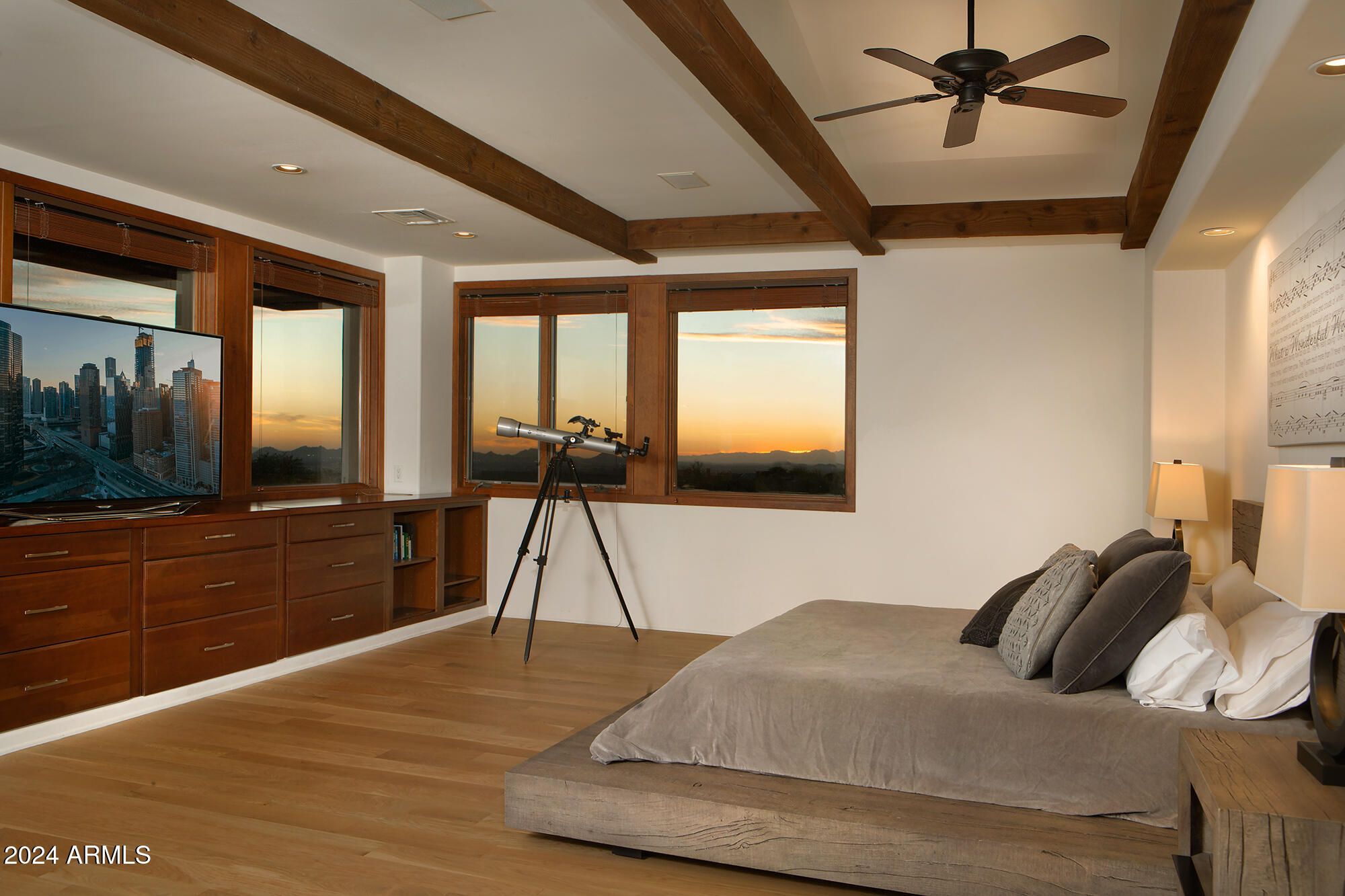 PINNACLE PEAK HEIGHTS 5 - Residential